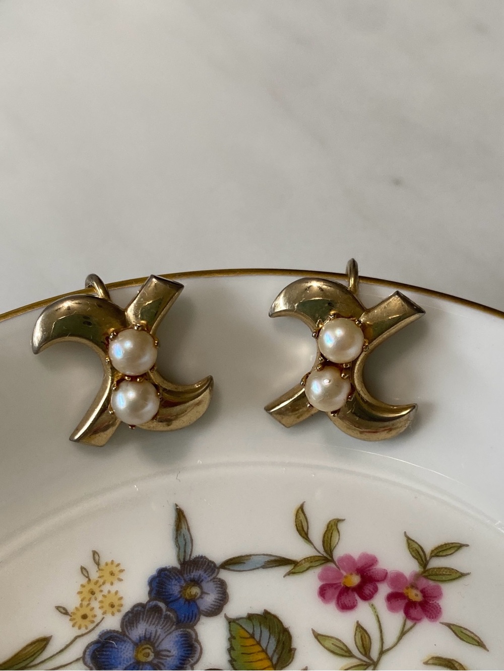 Vintage Gold Faux Pearl Clip-On Earrings